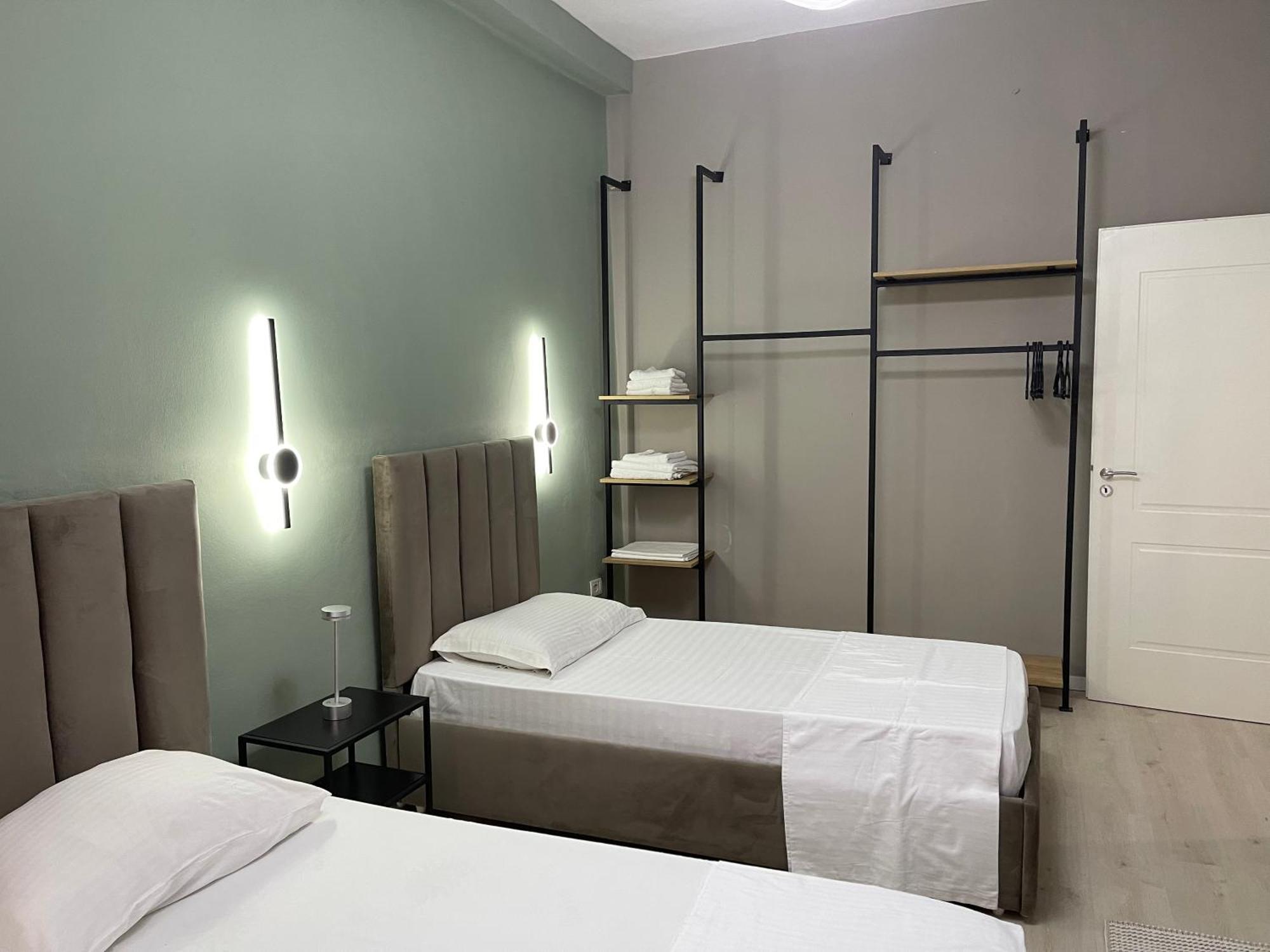 Green Apt Blloku Тирана Екстериор снимка